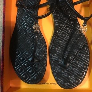 Tory Burch Marion Quilted Sandal- Size 11